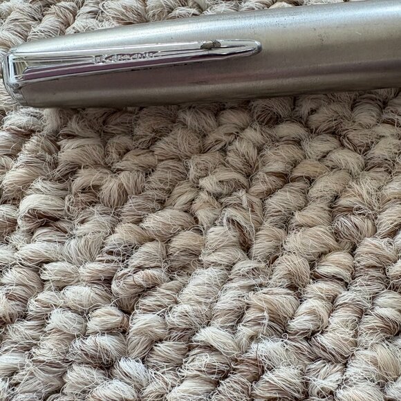 Parker 51 Vintage Pen Set w Case | 3 Pens | MCM Atomic Era Collectible - Picture 5 of 12